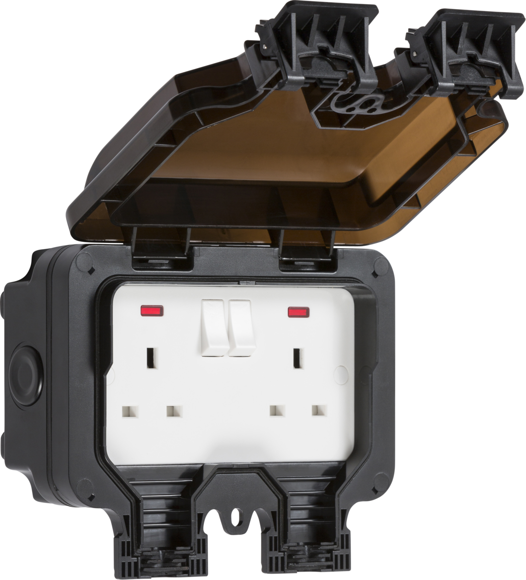 waterproof-2-gang-switched-socket-13a-ip66-outdoor