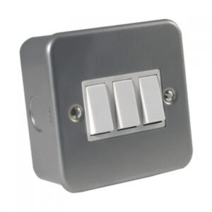 Metal Clad 3 Gang 2 Way Switch